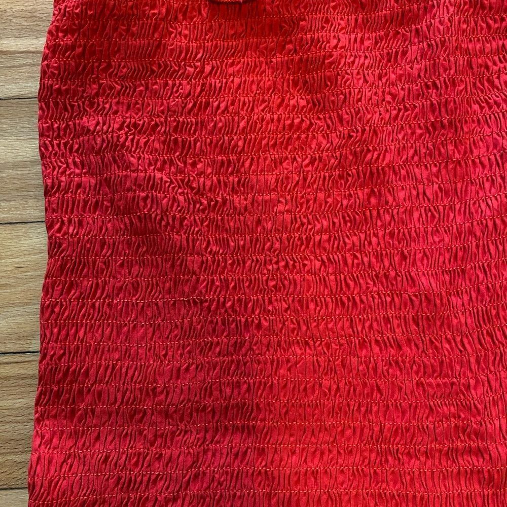 Red Smocked Two-Piece Set (M) - Picture 6 of 6